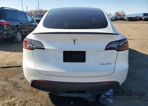 2023 Tesla Model Y from USA, damaged, VIN 7SAYGDEF3PF708731